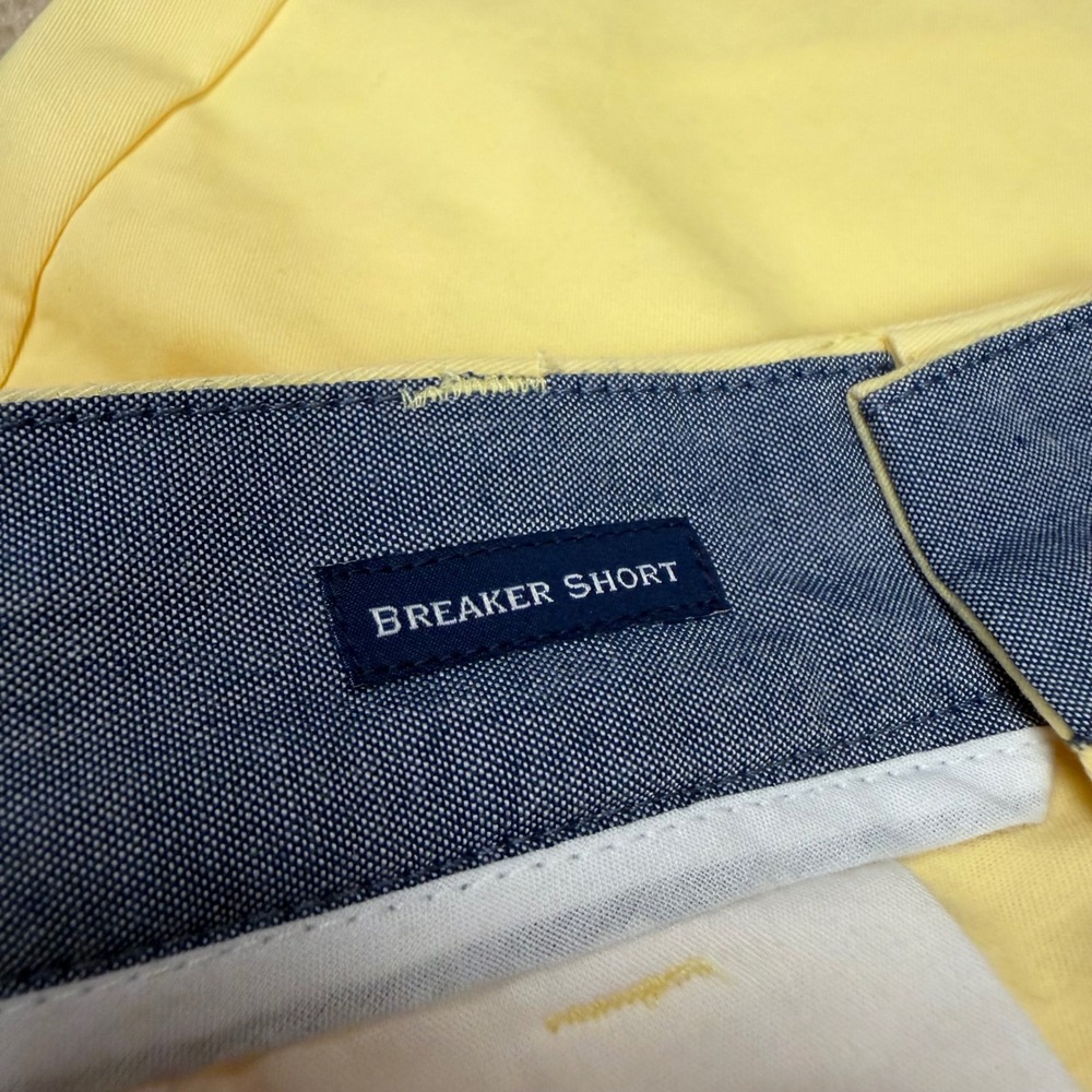 Vineyard Vines Mens Breaker Shorts Yellow Chino Cotton Stretch Size 35 Golf Prep - Picture 7 of 8